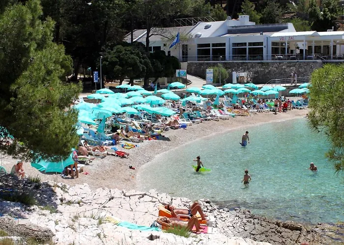 By The Sea Apartman